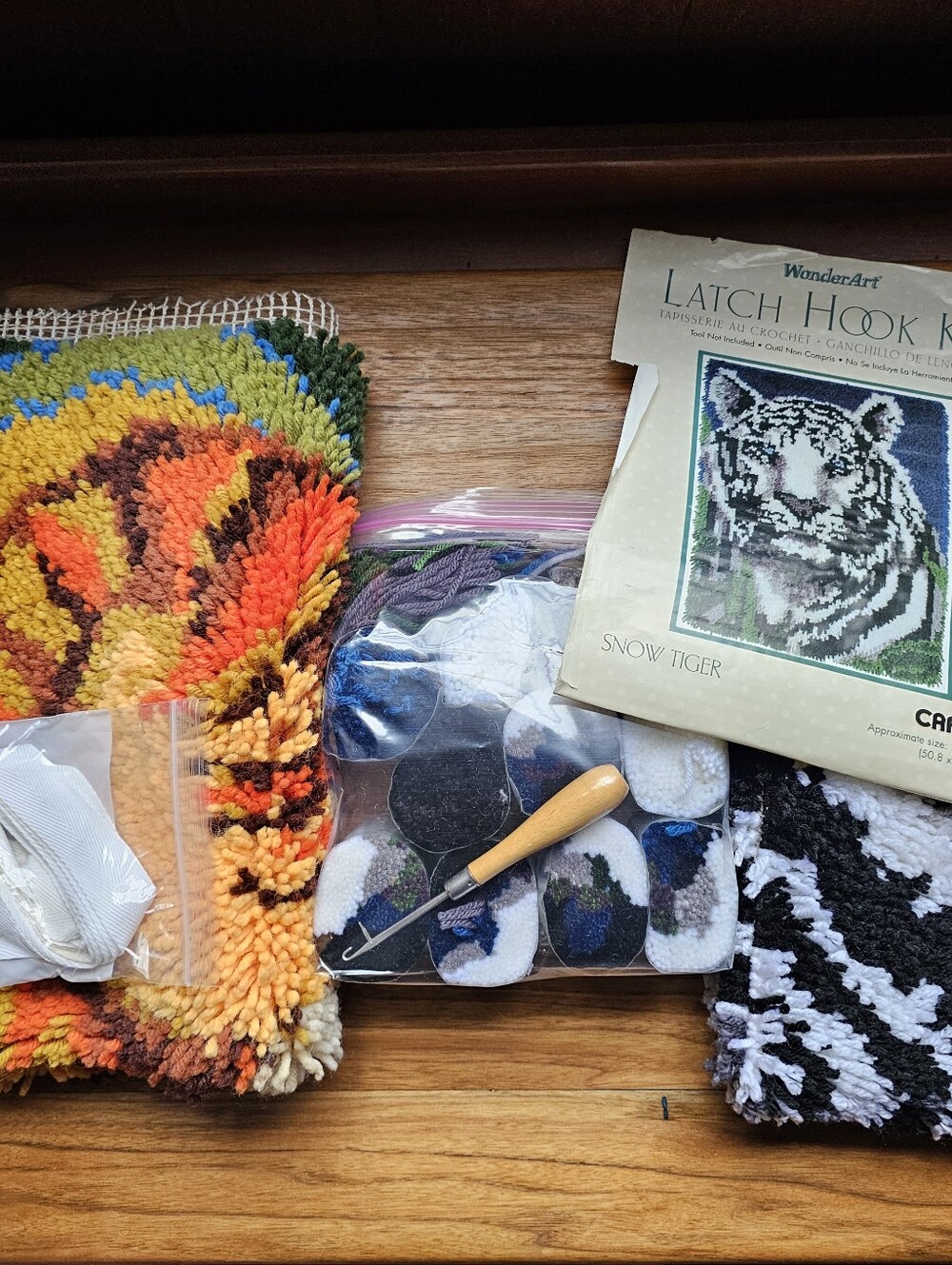 2 Latch Hook Rug Or Wall Hanging Unfinished Projects Cat And Snow Tiger